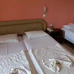 Hotel Zorbas 3*