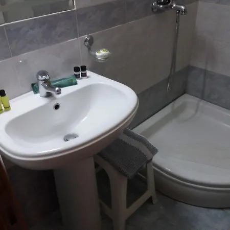 Zorbas Hotel 3*