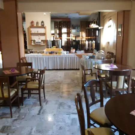 佐巴斯酒店 3* 米特